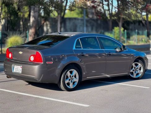 Used 2010 Chevrolet Malibu LT w/ Power Convenience Package FWD image 5