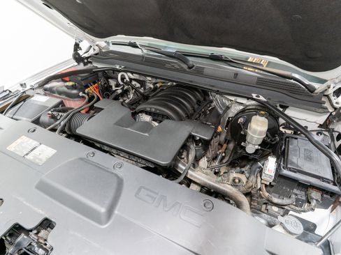 Used 2018 GMC Yukon SLT w/ Open Road Package image 38