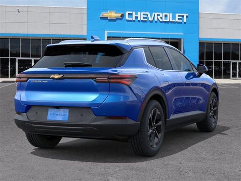 New 2026 Chevrolet Equinox EV LT image 4