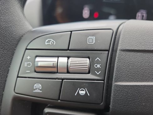 Certified 2025 Kia K4 LXS image 24