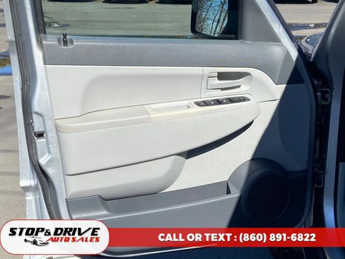 Used 2008 Jeep Liberty Sport image 10