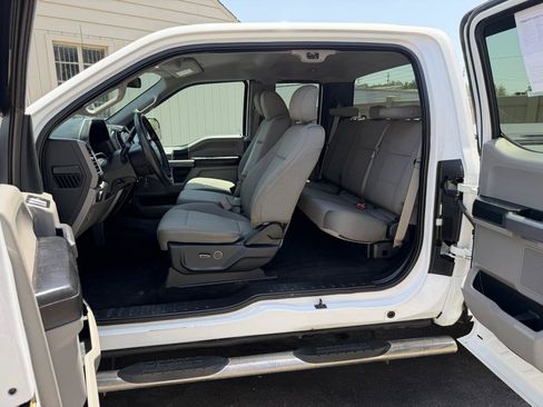 Used 2015 Ford F150 XLT w/ Equipment Group 301A Mid AWD/4WD image 14