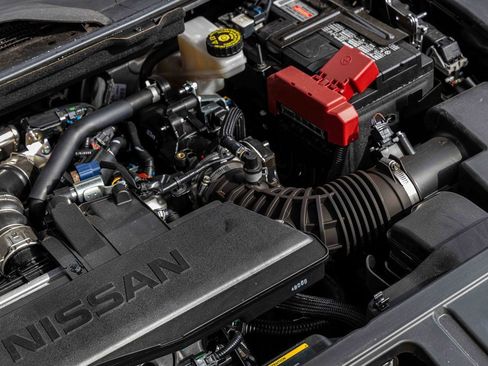 Certified 2024 Nissan Rogue S image 29