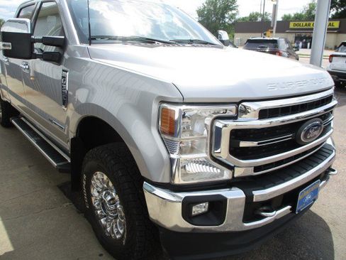 Used 2022 Ford F350 Lariat w/ Chrome Package AWD/4WD image 4