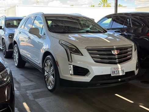 Used 2017 Cadillac XT5 Premium Luxury w/ Driver Assist Package image 1