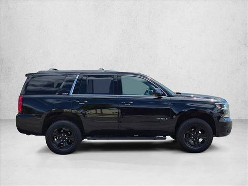Used 2019 Chevrolet Tahoe LT w/ Luxury Package AWD/4WD image 4
