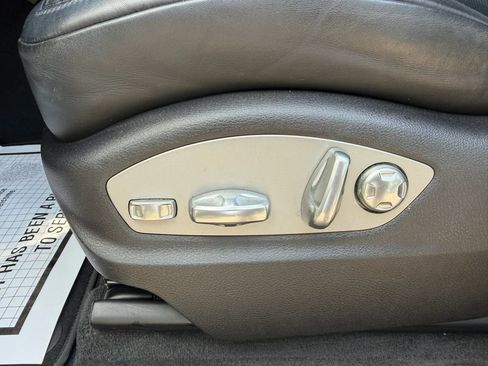 Used 2018 Porsche Macan Sport Edition AWD/4WD image 22