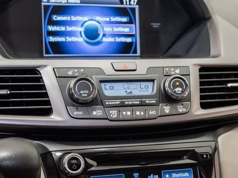 Used 2016 Honda Odyssey EX-L image 21