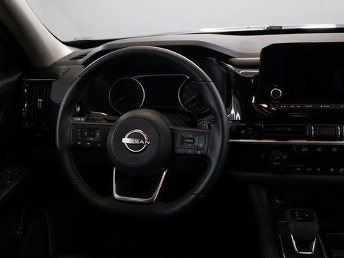 Certified 2025 Nissan Pathfinder SV w/ SV Premium Package image 13