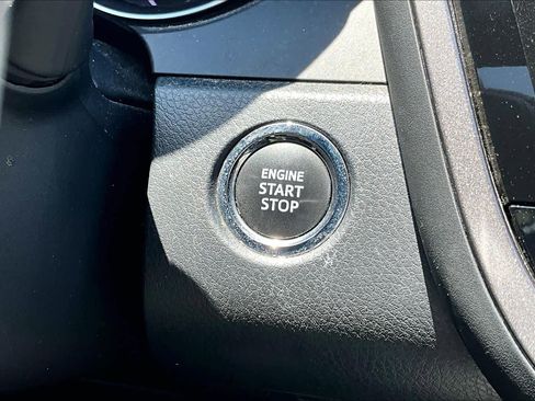 Used 2023 Toyota Camry SE w/ Convenience Package FWD image 34