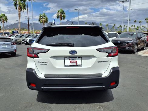 Certified 2025 Subaru Outback Premium image 12