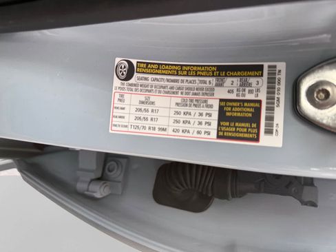 Used 2025 Volkswagen Jetta Sport FWD image 25