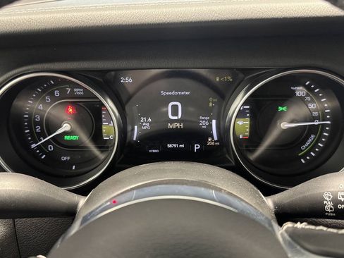 Used 2021 Jeep Wrangler Unlimited Sahara w/ Cold Weather Group AWD/4WD image 25