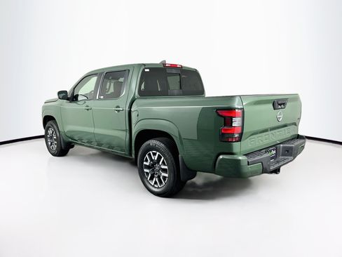 Used 2023 Nissan Frontier SV w/ SV Convenience Package RWD image 5