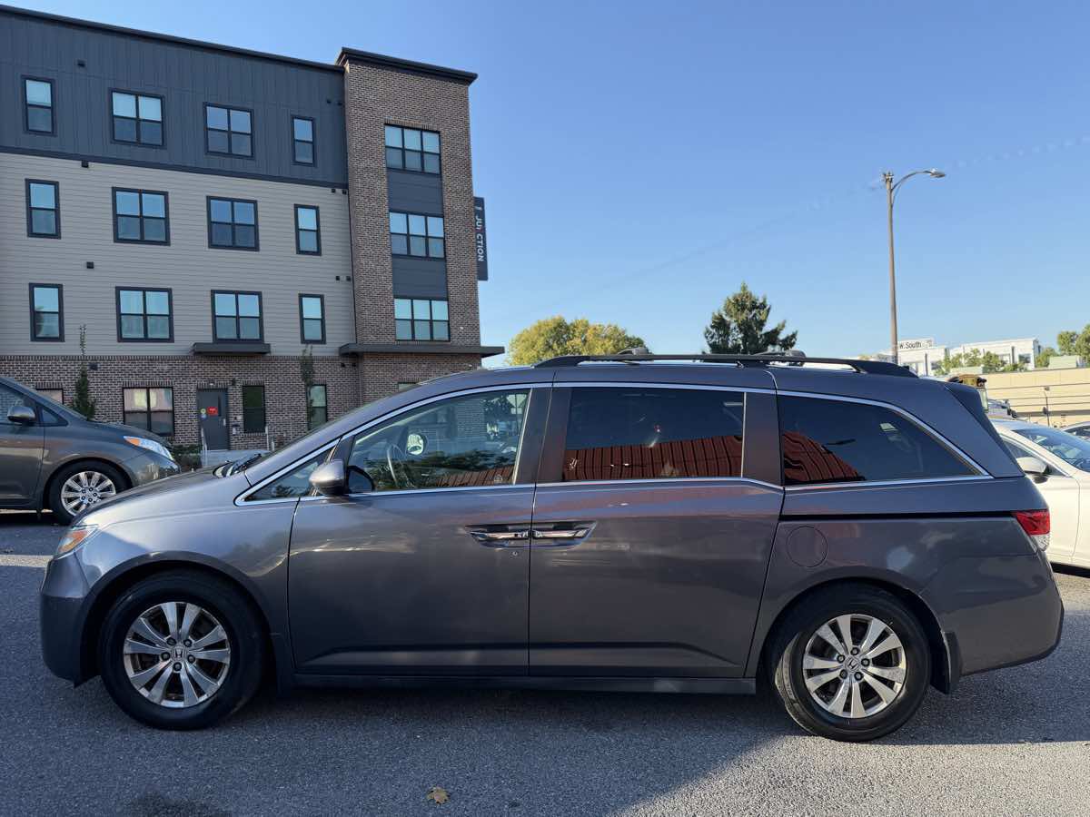 Used 2016 Honda Odyssey EX-L image 4