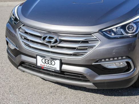 Used 2018 Hyundai Santa Fe Sport image 8