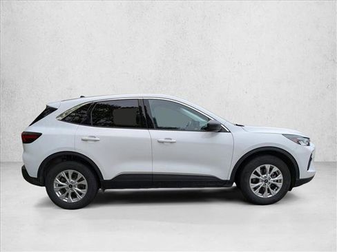 Certified 2023 Ford Escape Active image 4