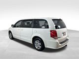 Used 2011 Dodge Grand Caravan Express image 4