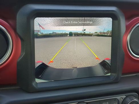 Used 2023 Jeep Gladiator Rubicon w/ LED Lighting Group image 27