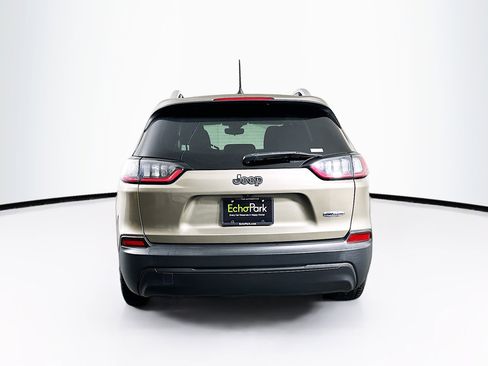 Used 2021 Jeep Cherokee Latitude image 7