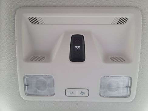 Used 2022 Ford Maverick XLT w/ Equipment Group 300A Standard image 16