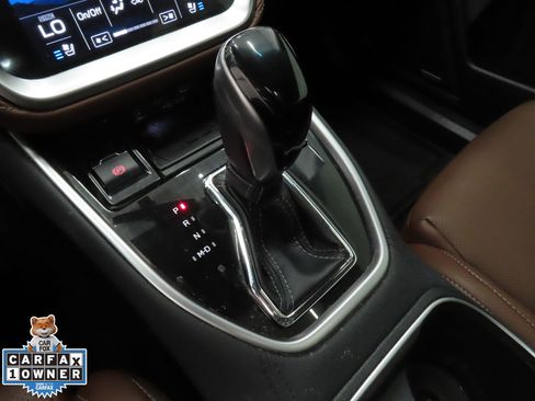 Used 2021 Subaru Outback Touring w/ Popular Package #2 image 12