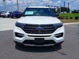 Used 2020 Ford Explorer XLT w/ Equipment Group 202A image 2