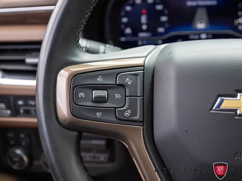 Used 2024 Chevrolet Suburban High Country AWD/4WD image 34