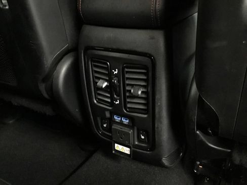 Used 2023 Dodge Durango GT AWD/4WD image 20