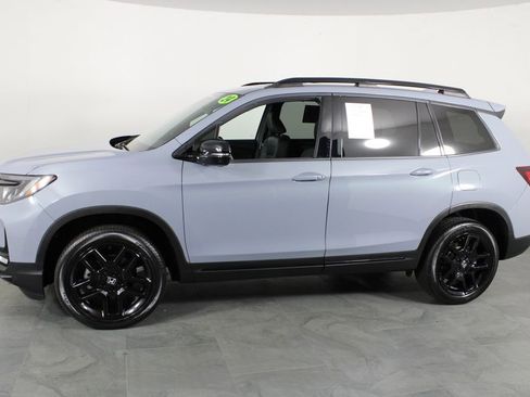 Used 2024 Honda Passport Black Edition image 10