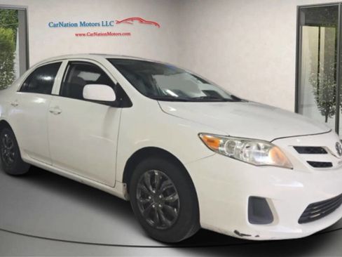 Used 2012 Toyota Corolla L image 1