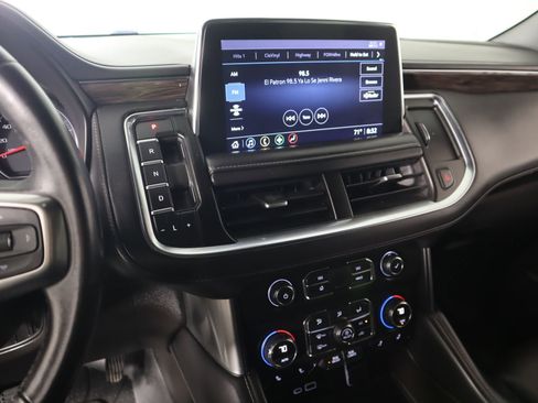 Used 2021 Chevrolet Suburban LT image 5