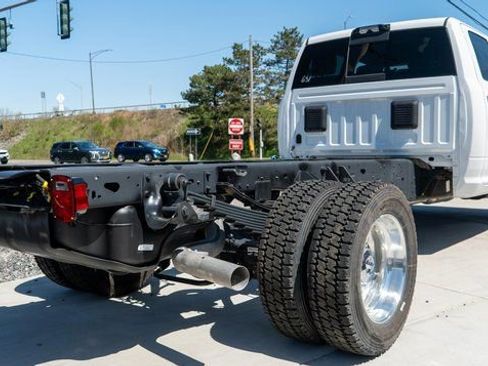 New 2026 RAM 5500 Tradesman AWD/4WD image 5