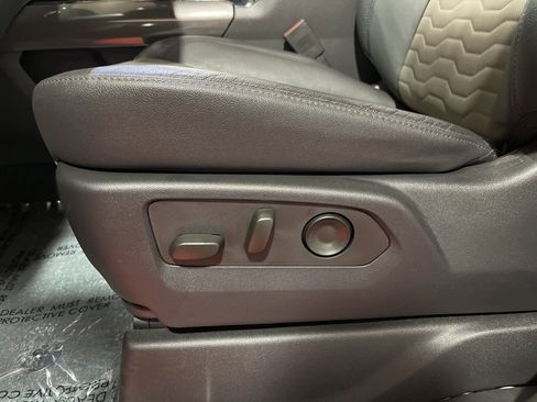 Used 2023 Chevrolet Silverado 1500 ZR2 w/ ZR2 Bison Edition image 23