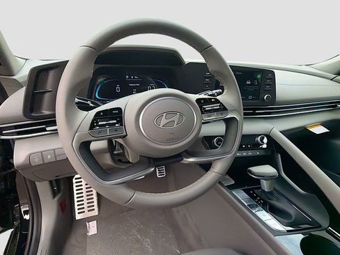New 2026 Hyundai Elantra SEL Sport Premium FWD image 11
