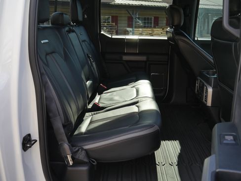 Used 2019 Ford F150 Platinum w/ Equipment Group 701A Luxury image 30