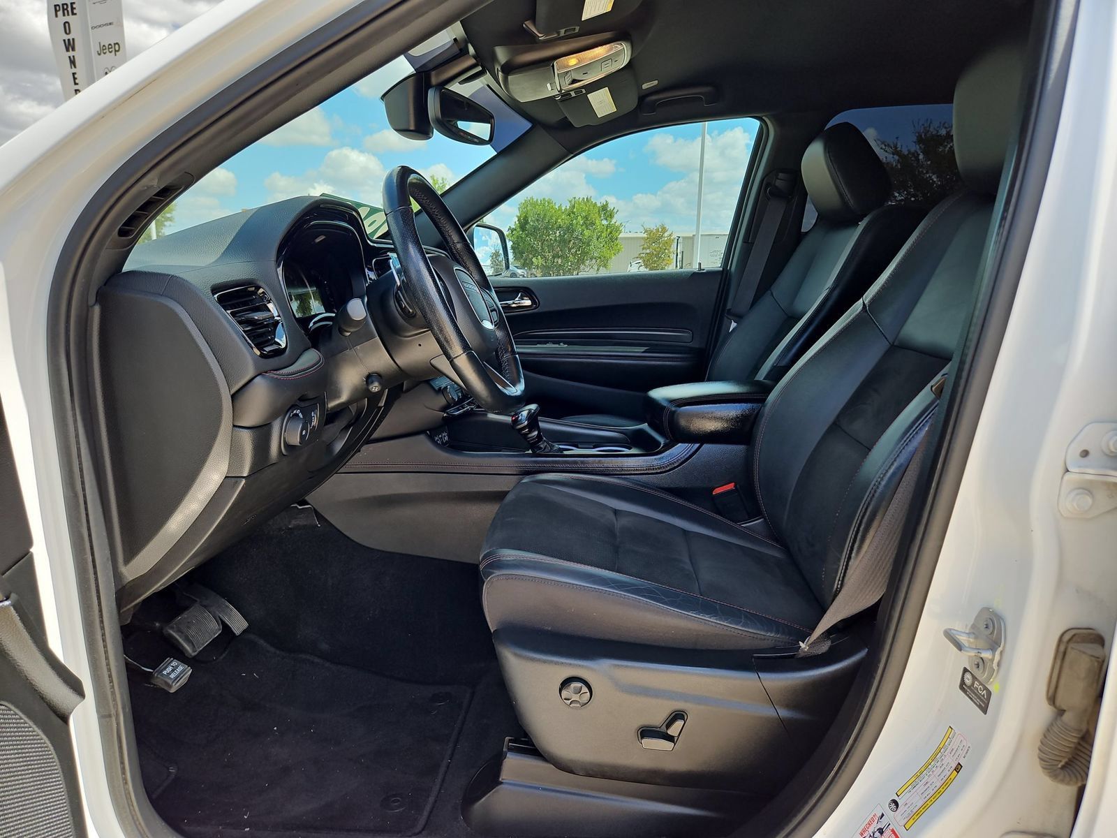 Used 2022 Dodge Durango R/T w/ Blacktop Package RWD image 9