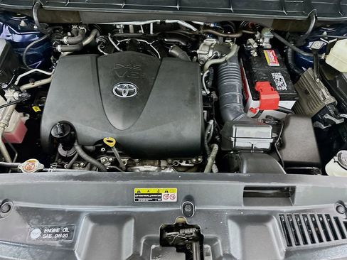 Used 2021 Toyota Highlander Limited image 34