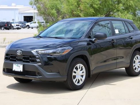 New 2026 Toyota Corolla Cross L FWD image 3