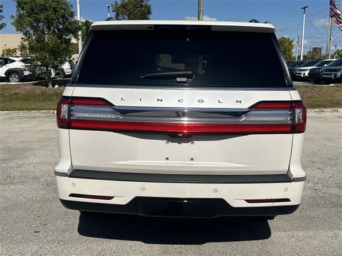 Used 2019 Lincoln Navigator Select w/ Technology Package image 7
