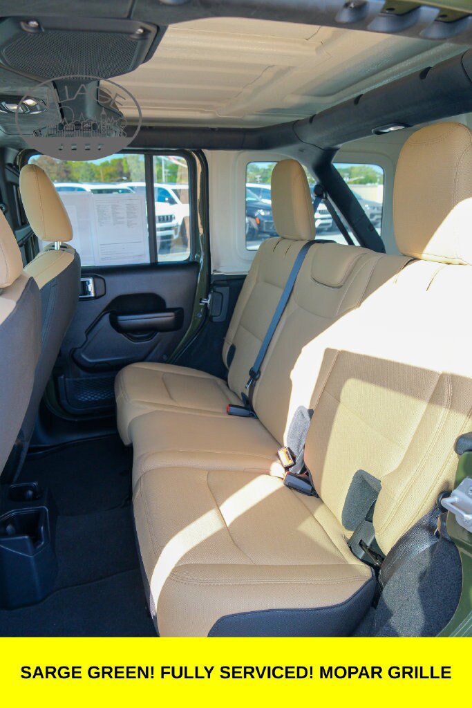 Used 2021 Jeep Wrangler Unlimited Sport AWD/4WD image 14