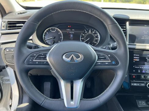 Used 2023 INFINITI QX50 Luxe FWD image 8