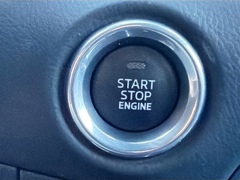 Used 2025 MAZDA CX-5 Signature image 35