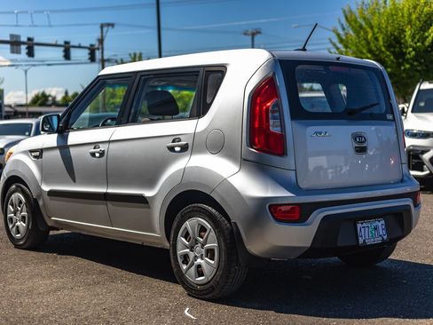 Used 2012 Kia Soul FWD image 9