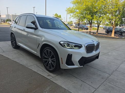 Used 2023 BMW X3 xDrive30i w/ M Sport Package AWD/4WD image 3