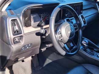 Used 2022 Kia Sorento EX w/ Panoramic Sunroof Package video 2