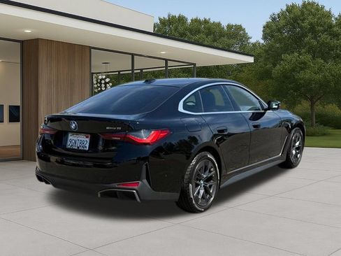 Used 2023 BMW i4 eDrive35 w/ Premium Package RWD image 8
