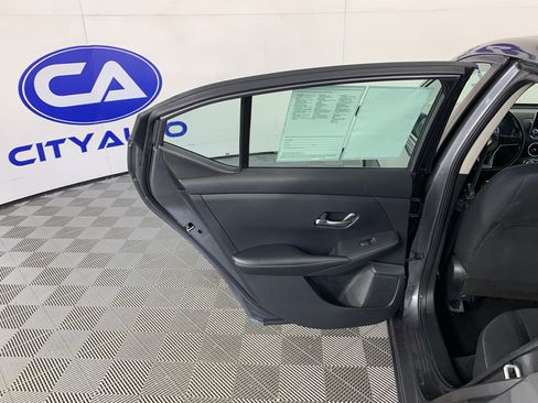Used 2022 Nissan Sentra SV FWD image 30