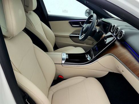 Used 2025 Mercedes-Benz C 300 4MATIC Sedan image 22