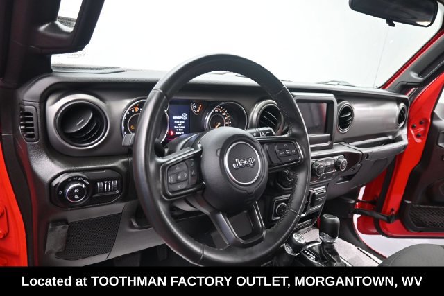 Used 2022 Jeep Gladiator Sport AWD/4WD image 12